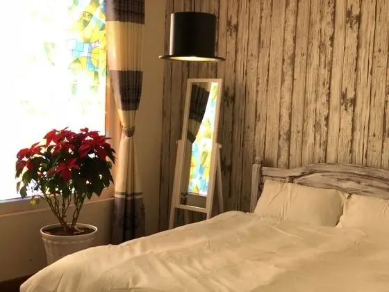 Basic Tek Büyük Yataklı Oda, 1 Büyük (Queen) Boy Yatak