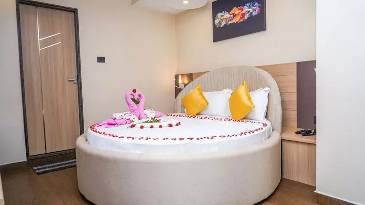 Honeymoon Oda