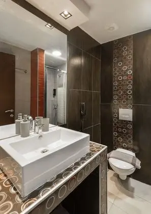 Basic Tek Büyük Yataklı Oda, Şehir Manzaralı