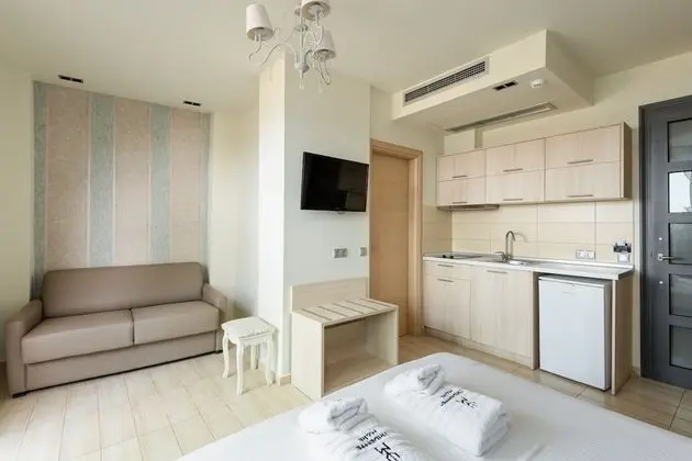 Üç Kişilik Oda, Şehir Manzaralı