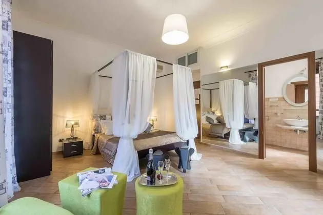 Tek Büyük Yataklı Oda