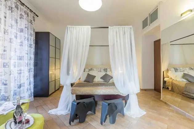 Tek Büyük Yataklı Oda