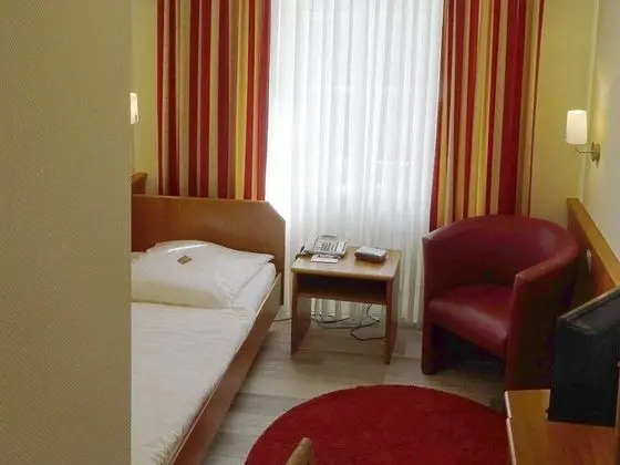 Tek Kişilik Oda
