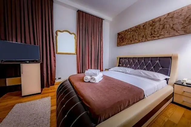 Superior Tek Büyük Yataklı Oda
