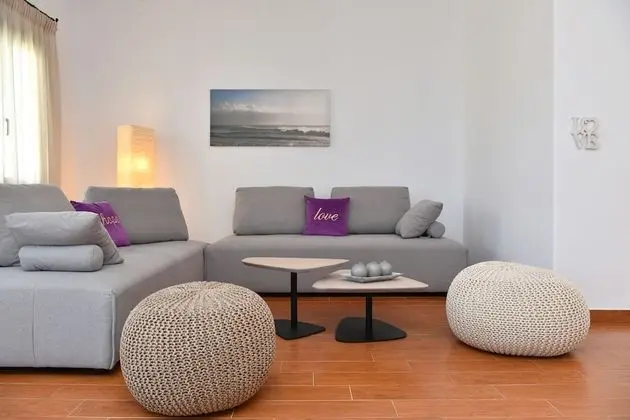 Romantic Villa, 1 En Büyük (King) Boy Yatak ve Çekyat, Engellilere Uygun, Havuz Manzaralı