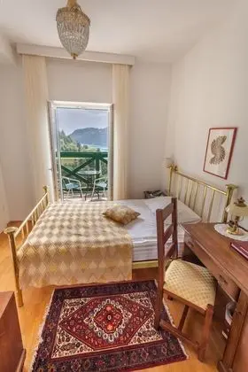 Tek Kişilik Oda, Balkon, Göl Manzaralı