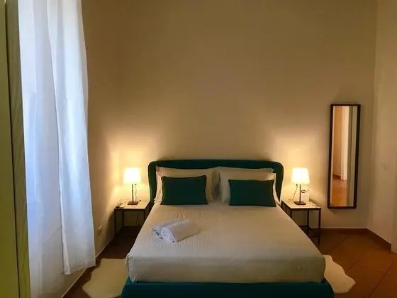 Standard Oda, Avlu Manzaralı
