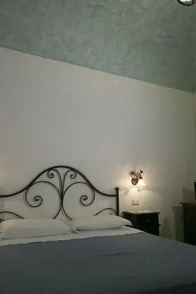 Traditional Tek Büyük Yataklı Oda, Ek Bina