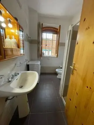 Apart Daire, 2 Yatak Odası, Sigara İçilebilir