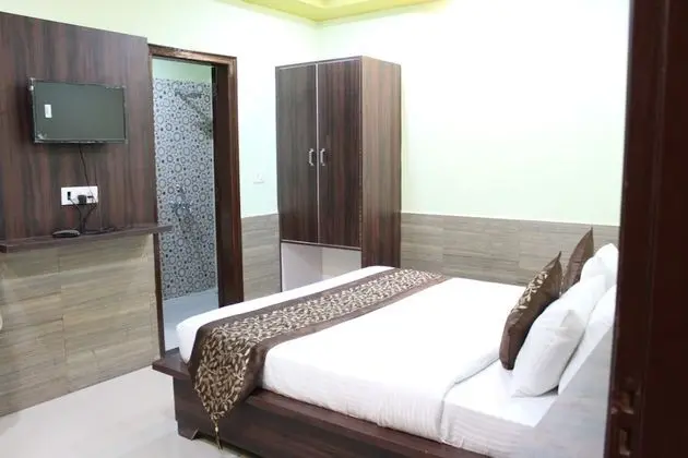 Deluxe Tek Büyük Yataklı Oda, 1 Çift Kişilik Yatak, Engellilere Uygun, Sigara İçilmez