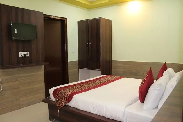 Deluxe Tek Büyük Yataklı Oda, 1 Çift Kişilik Yatak, Engellilere Uygun, Sigara İçilmez