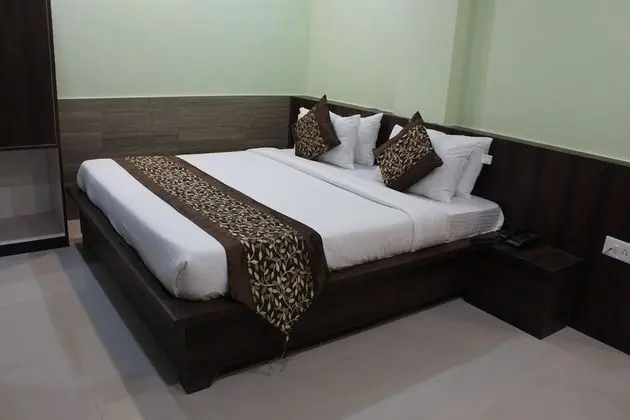 Deluxe Tek Büyük Yataklı Oda, 1 Çift Kişilik Yatak, Engellilere Uygun, Sigara İçilmez