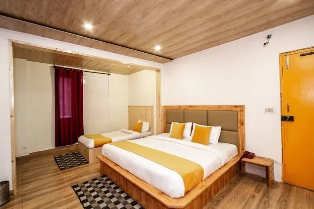 Deluxe Üç Kişilik Oda, Birden Çok Yatak, Sigara İçilmez