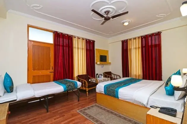 Deluxe Üç Kişilik Oda, Birden Çok Yatak, Sigara İçilmez