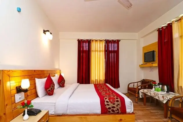 Deluxe Üç Kişilik Oda, Birden Çok Yatak, Sigara İçilmez