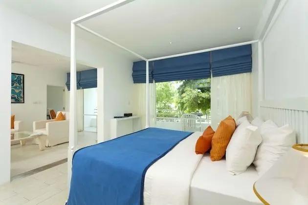 Beach Chalet