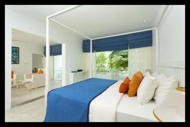 Beach Chalet