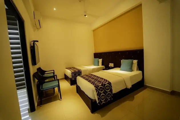Deluxe Family room with Garden View