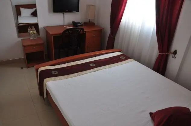Deluxe Tek Büyük Yataklı Oda, 1 Büyük (Queen) Boy Yatak, Balkon, Koy Manzaralı