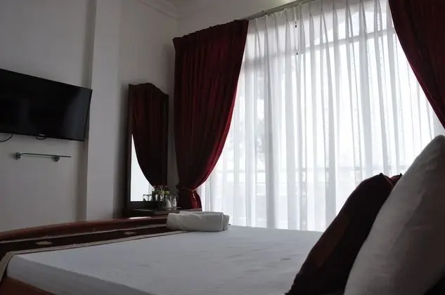 Deluxe Tek Büyük Yataklı Oda, 1 Büyük (Queen) Boy Yatak, Balkon, Koy Manzaralı