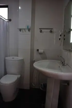 Deluxe Tek Büyük Yataklı Oda, 1 Büyük (Queen) Boy Yatak, Balkon, Koy Manzaralı
