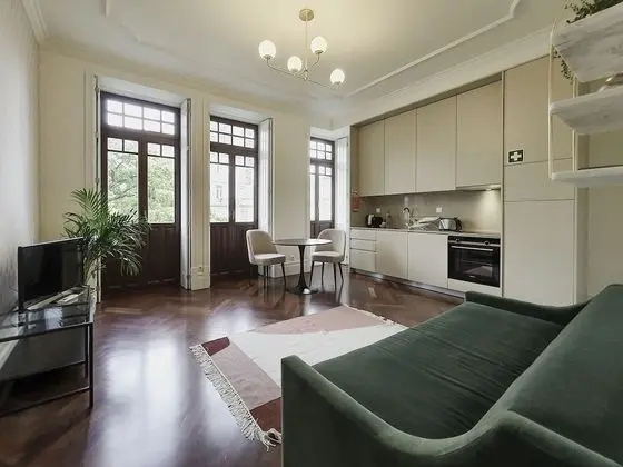 Apart Daire, Bahçe Manzaralı (Tito 1B)