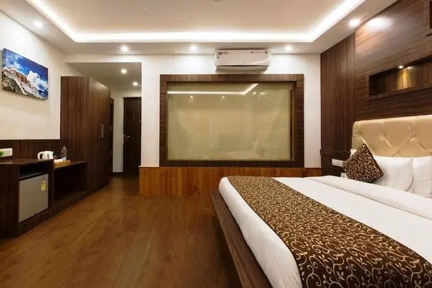 Premium Oda, 1 En Büyük (King) Boy Yatak, Sigara İçilebilir, Tepe Manzaralı