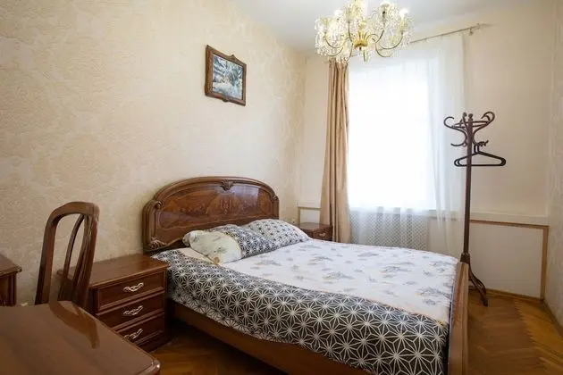 Standard Tek Büyük Yataklı Oda (2)