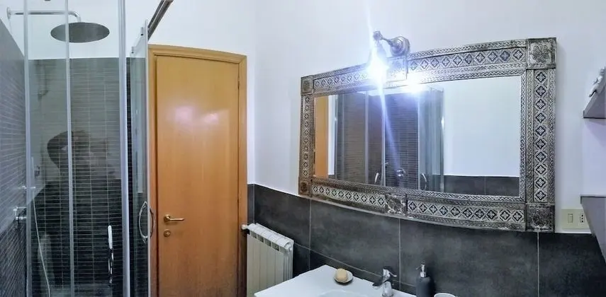 Apart Daire, 2 Yatak Odası, Küçük Mutfak