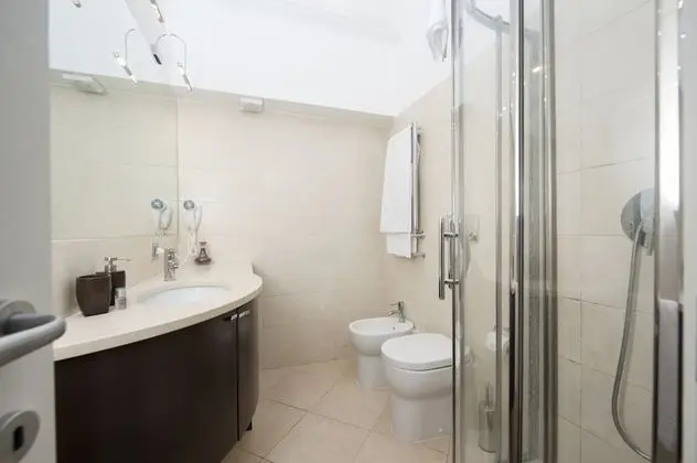 Tek Büyük Yataklı Oda, Özel Banyo