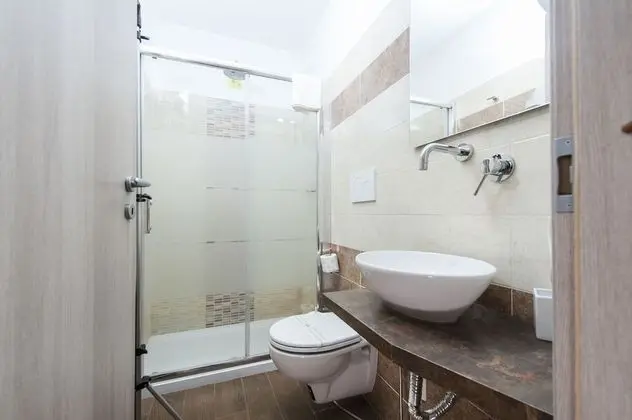 Tek Büyük Yataklı Oda, Özel Banyo