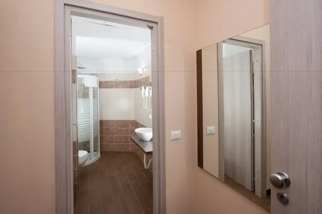 Üç Kişilik Oda, Özel Banyo