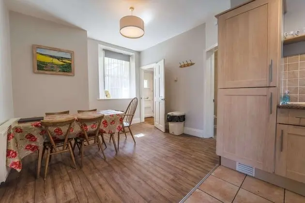 Classic Apart Daire, Birden Çok Yatak, Mutfak (Apartment 9)