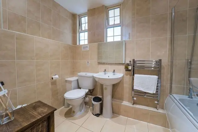 Premier Apart Daire, 1 Büyük (Queen) Boy Yatak ve Çekyat, Mutfak (Premier Apartment 15)