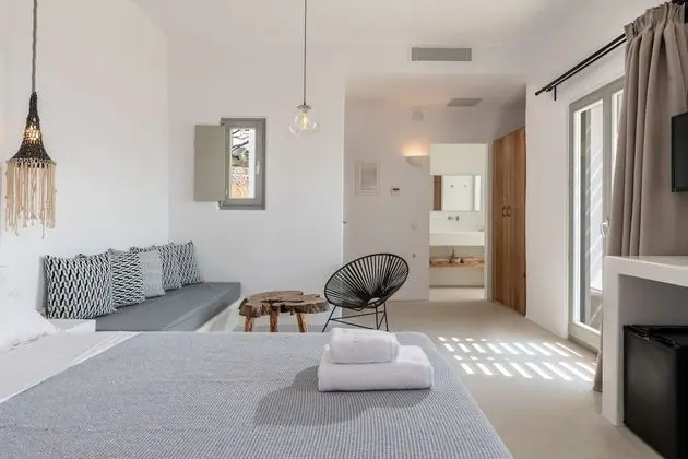 Premium Suite with Sea View and Outdoor Jetted Tub