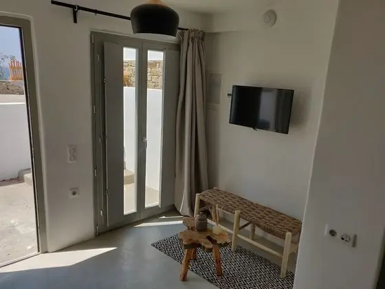 Standard Poolside Room with Sea View