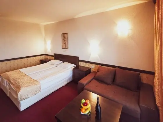 Tek Büyük Yataklı Oda, Balkon