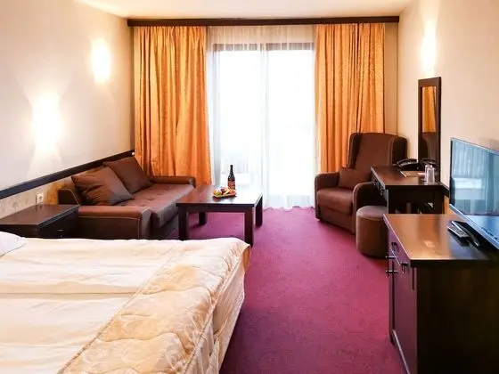 Tek Büyük Yataklı Oda, Balkon