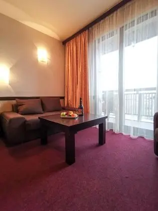 Tek Büyük Yataklı Oda, Balkon
