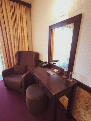 Tek Büyük Yataklı Oda, Balkon