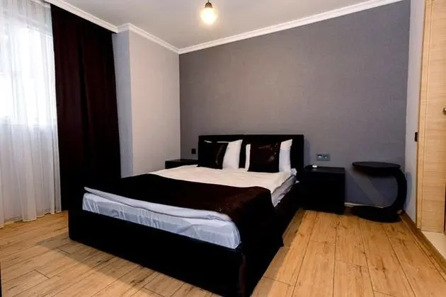 Standart Oda, Şehir Manzaralı