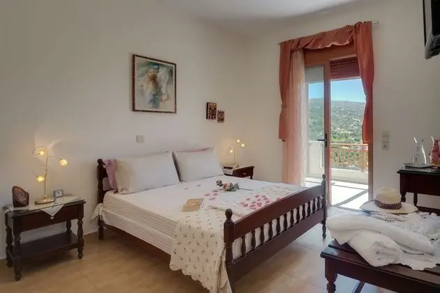 Villa, 2 Yatak Odası, Kişiye Özel Havuzlu, Deniz Manzaralı (Nikos)