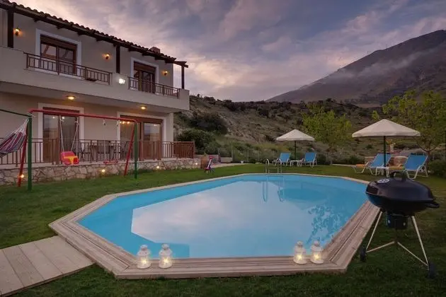Villa, 2 Yatak Odası, Kişiye Özel Havuzlu, Deniz Manzaralı (Nikos)