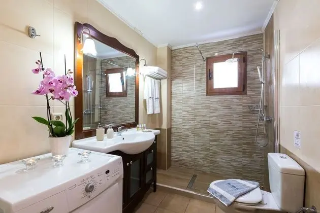 Villa, 2 Yatak Odası, Kişiye Özel Havuzlu (Kadiani)