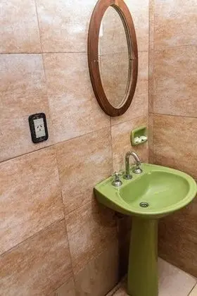 Tek Büyük Yataklı Oda, 1 Çift Kişilik Yatak