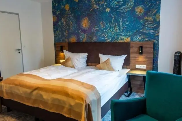 Standard Tek Büyük Yataklı Oda