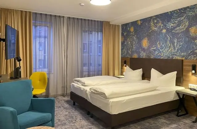 Standard Tek Büyük Yataklı Oda