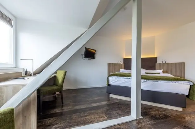Comfort Tek Büyük Yataklı Oda
