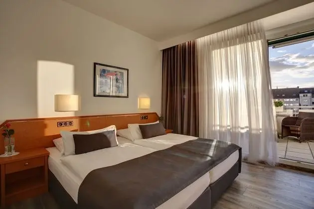 Comfort Tek Büyük Yataklı Oda