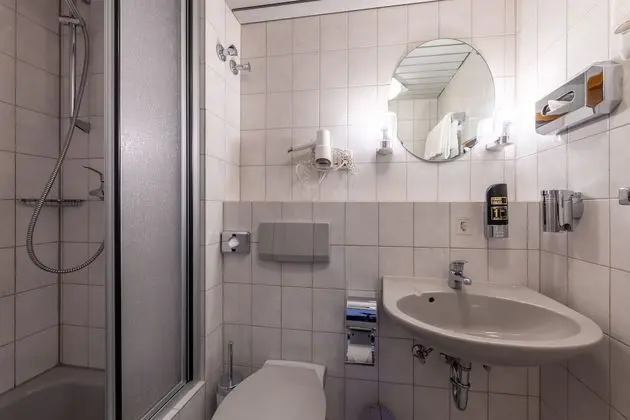 Standard Üç Kişilik Oda